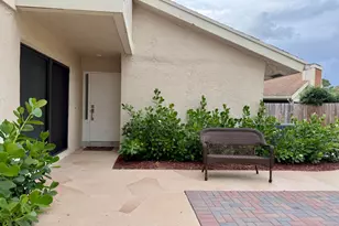 7657 Sierra Terrace W, Boca Raton, FL 33433 - Photo 8
