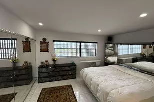 4706 NW 36th St, Lauderdale Lakes, FL 33319 - Photo 12