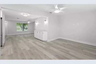 12091 Colony Avenue, Palm Beach Gardens, FL 33410 - Photo 16
