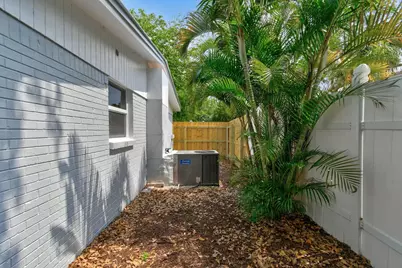 12091 Colony Avenue, Palm Beach Gardens, FL 33410 - Photo 36