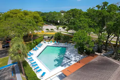 3095 N Oakland Forest Drive #101, Oakland Park, FL 33309 - Photo 20