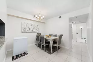 3095 N Oakland Forest Dr, Oakland Park, FL 33309 - Photo 6
