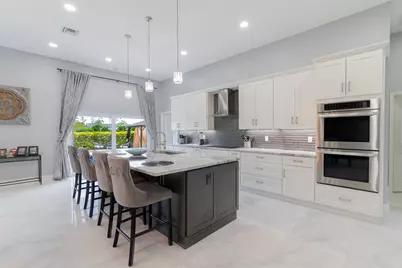 13621 Barberry Drive, Wellington, FL 33414 - Photo 2