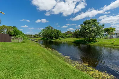 13621 Barberry Drive, Wellington, FL 33414 - Photo 32