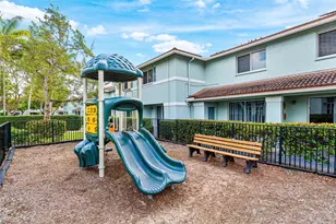 1992 Alamanda Way, Riviera Beach, FL 33404 - Photo 16