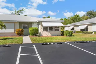 109 Lakes End Dr, Fort Pierce, FL 34982 - Photo 2