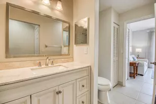 495 Prestwick Cir, Palm Beach Gardens, FL 33418 - Photo 16