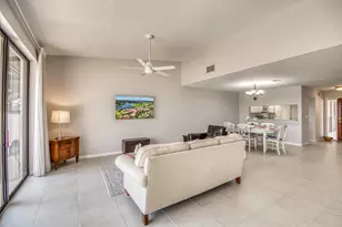 495 Prestwick Cir, Palm Beach Gardens, FL 33418 - Photo 10