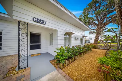 806 S 7th Street, Fort Pierce, FL 34950 - Photo 2
