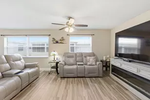 2398 SW 9th Ave N, Boynton Beach, FL 33426 - Photo 22