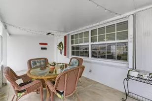 2398 SW 9th Ave N, Boynton Beach, FL 33426 - Photo 6