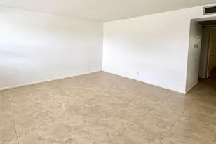 163 Somerset Crescent, West Palm Beach, FL 33417 - Photo 2