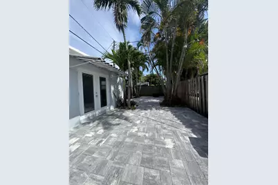 1610 NE 7th Street, Fort Lauderdale, FL 33304 - Photo 14