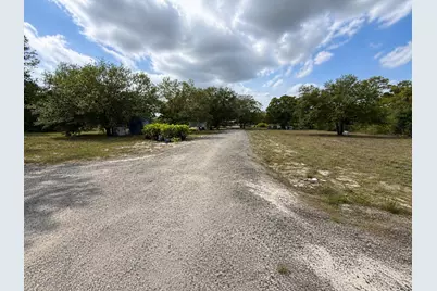 825 S Verda Street, Clewiston, FL 33440 - Photo 4