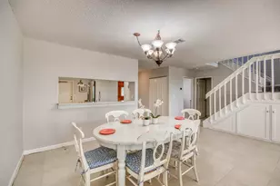 495 Prestwick Cir, Palm Beach Gardens, FL 33418 - Photo 6