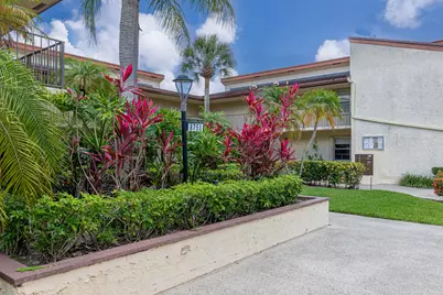 8751 Holly Court #104, Tamarac, FL 33321 - Photo 6