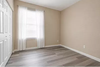 3945 Torres Circle, West Palm Beach, FL 33409 - Photo 10