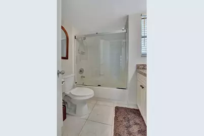 5901 Camino Del Sol #107, Boca Raton, FL 33433 - Photo 28