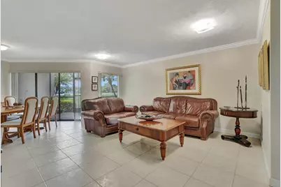 5901 Camino Del Sol #107, Boca Raton, FL 33433 - Photo 4