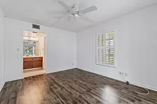 5570 Tamberlane Cir, Palm Beach Gardens, FL 33418 - Photo 22