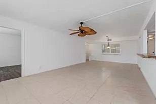 5570 Tamberlane Cir, Palm Beach Gardens, FL 33418 - Photo 8