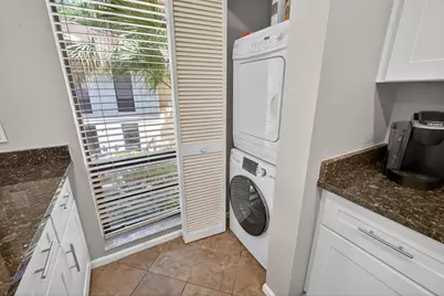 605 Brackenwood Cove, Palm Beach Gardens, FL 33418 - Photo 12