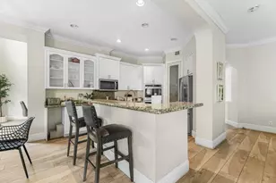 3555 Birague Dr, Wellington, FL 33449 - Photo 14