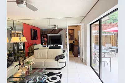 501 5th Lane, Greenacres, FL 33463 - Photo 4