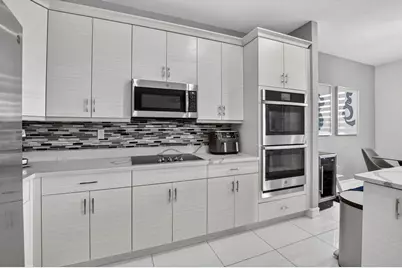 10106 Akenside Drive, Boca Raton, FL 33428 - Photo 14