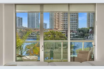 19390 Collins Avenue, Sunny Isles Beach, FL 33160 - Photo 30