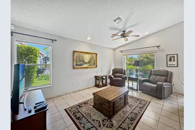 180 NW 47th Avenue, Deerfield Beach, FL 33442 - Photo 6
