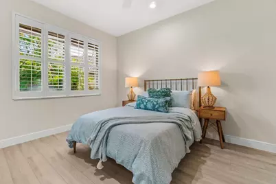 15621 Latina Place, Wellington, FL 33414 - Photo 32