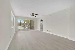 3201 NE 8th St, Pompano Beach, FL 33062 - Photo 4