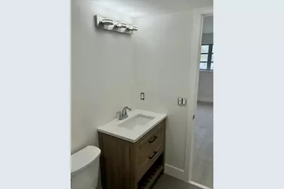 3201 NE 8th Street #206, Pompano Beach, FL 33062 - Photo 8