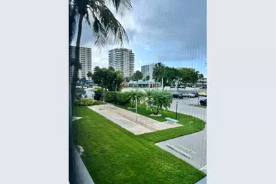 3201 NE 8th Street #206, Pompano Beach, FL 33062 - Photo 10