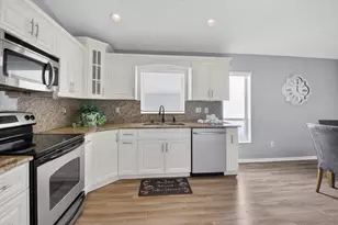 9628 Tavernier Dr, Boca Raton, FL 33496 - Photo 18