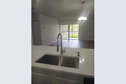 140 NW 70th #2040, Boca Raton, FL 33487 - Photo 4