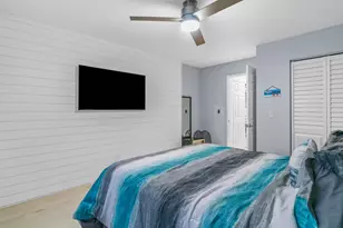 140 Yacht Club Way, Hypoluxo, FL 33462 - Photo 16