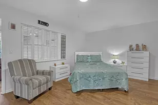 245 Main Blvd, Boynton Beach, FL 33435 - Photo 14