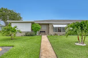 245 Main Blvd, Boynton Beach, FL 33435 - Photo 2