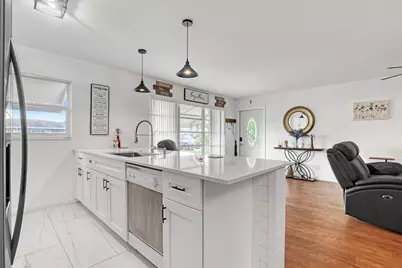 245 Main Boulevard #B, Boynton Beach, FL 33435 - Photo 12