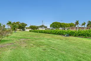 245 Main Blvd, Boynton Beach, FL 33435 - Photo 28