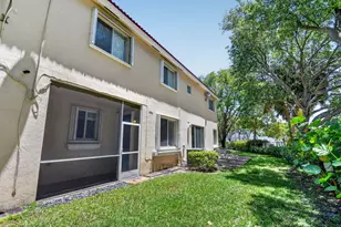 2806 S Evergreen Cir, Boynton Beach, FL 33426 - Photo 16