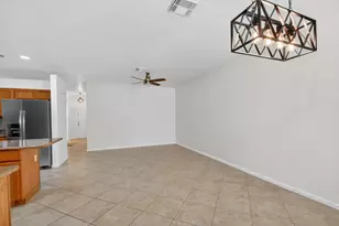 2806 S Evergreen Cir, Boynton Beach, FL 33426 - Photo 12