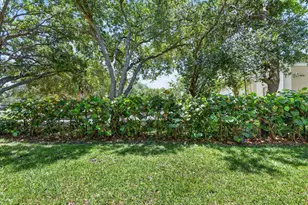 2806 S Evergreen Cir, Boynton Beach, FL 33426 - Photo 18