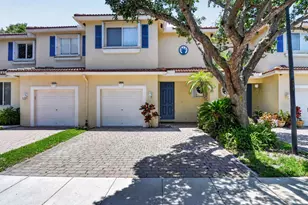 2806 S Evergreen Cir, Boynton Beach, FL 33426 - Photo 2