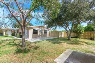 272 NE 13th St, Delray Beach, FL 33444 - Photo 36