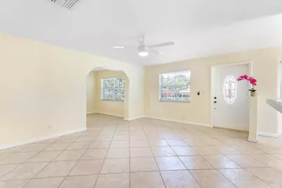 272 NE 13th Street, Delray Beach, FL 33444 - Photo 6