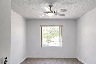 703 Crosswinds Dr, Greenacres, FL 33413 - Photo 10