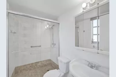 1811 Jefferson Street #404, Hollywood, FL 33020 - Photo 14